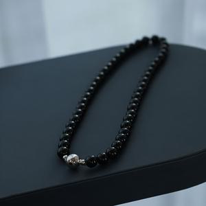 TEMU 여성을 위한 1pc, 8mm 블랙 아가트 목걸이, 빈티지 자연석, 간단한 일본 및 한국 스타일, 2월 생일석, 마르티 그라스 데이 휴일 테마, 다용도 일상 및 휴가 액세서리, 모든 계절에 맞는|탄생석