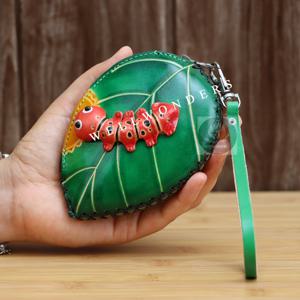 TEMU 가ENUIN LEATHER LEAF COIN PURSE, 컬러풀한 Caterpillar 디자인으로 만든 손수작업 가죽 지갑, 열쇠 홀더, 카드 지갑 및 이브닝 클러치, 데이, 어머니의 날 및 부활절 선물에 이상적입니다.
