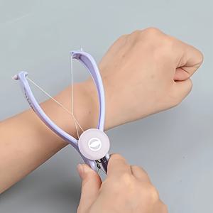 TEMU 얼굴 털 제거 장치로 피부에 무해하며, 봄철 털 제거용 스프링 와이어 왁스 도구로, 얼굴, 눈썹, 턱에 적합하며, 여성용 휴대용 미용 도구로, 물에 약하지 않으며, 알러지성이 낮은 제품으로, 얼굴 사용을 위한 디자인입니다.