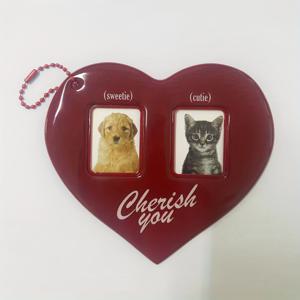 TEMU 1pc Ins Red Heart 카드 홀더 - 내구성 있는 PVC 키 체인 및 배낭 차밍 사진, ID 카드, 커플 및 K-Pop 아이돌 사진 - 하트 모양 디자인의 컴팩트 여행 주최자, 귀여운 카드 홀더, 사진 보관, 재미있는 디자인, 튼튼한 구조