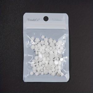 TEMU 3D 장미 카멜리아 꽃 네일 아트 꾸미기 세트, DIY 수제 수지 흰색 꽃 네일 액세서리, 무향 네일 장식 키트, 매니큐어 및 페디큐어용 골드 비즈 포함