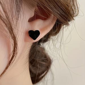 TEMU 섬세한 블랙 레드 플로킹 하트 디자인 스터드 이어링 우아한 빈티지 스타일 개성 있는 여성 이어링 가을 겨울용