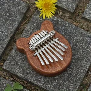 TEMU Little Bear Kalimba 8 Key 아름다운 손가락 손가락 피아노 마림바 음악적 좋은 액세서리 펜던트 Gif