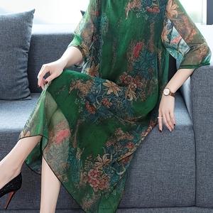 TEMU 여성용 우아한 플러스 사이즈 꽃무늬 미디 드레스 - 녹색, 빨간색 및 금색 꽃, 3/4 소매, 라운드 넥, 플로우디 디자인, 봄/여름/가을에 완벽한 꽃무늬 드레스|여름원피스|여성원피스|가을원피스