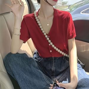 TEMU 여성을 위한 아시아 코드 일본어 및 한국어 스타일 레드 아이스 실크 섬유 직물 반팔 카디건, 여름을 위한 멋진 V넥 디자인을 특징으로 합니다.