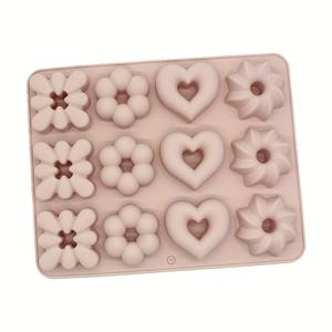TEMU 1pc 두꺼운 하트 & 꽃 모양이 있는 실리콘 도넛 모양 - 녹색, 푹신, 고온 내성, 초콜릿, 푸딩, 브라우니, 컵케이크, 무스 디저트에 적합 - DIY 홈메이드 비누 및 촛불 제조에 이상적 - 크리스마스, 추수 감사절, 데이, 어머니의 날 및 졸업 제과 도구에 완벽 - 귀여운 케이크 팬