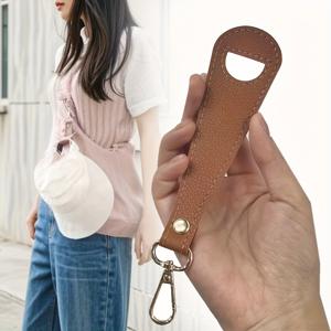 TEMU 1pc 여성용 인조 가죽 모자 클립 - 모자용 휴대용 스냅백 홀더, 베이지 & 블랙, 안전하고 편리한 휴대, 야외 활동에 적합한 캐주얼 액세서리 | 디자인 | 내구성 있는 클립|스냅백