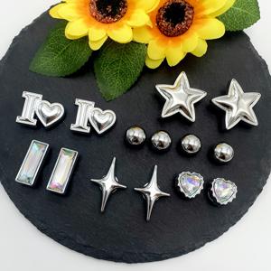 TEMU 14개 스타, 문자, 하트 ABS 플라스틱 차밍, 사각 드릴, 진주 신발 버클 DIY 액세서리, 여성용 샌들, 슬리퍼, 비치 백 멀티 기능 신발 클립 액세서리, 축제 및 생일 파티 선물에 매우 적합합니다.
