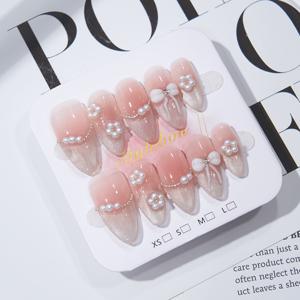 TEMU 10pcs 핑크 진주 체인 보이 아이스 오므 프레스-온 네일 - 귀여운 & 부드러운 DIY 짧은 네일 여성용 &, 알몬드 모양 별 & 그라데이션 디자인, 반짝이는 마무리 여름 일상 착용, 귀여운 네일, 패션 네일 액세서리, 진주 체인 디테일