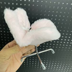 TEMU 조절 가능한 스트랩이 있는 보라색 플러시 인형 의자 - 17-20cm 인형용 인체공학적 디자인, 내구성 있는 플라스틱 수집품 시트, 놀이 및 전시용 이중 목적, 부드러운 질감