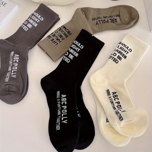 TEMU 4 쌍 여성용 중간 발목 양말, 재미있는 문자 디자인, 베이지, 블랙, 화이트 & 그레이, 면, 캐주얼한 옷에 적합, 귀여운 양말