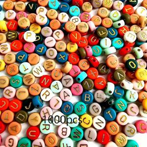 TEMU 1000개 7mm 라운드 알파벳 글자 비즈 - 골드 메탈릭 컬러 아크릴 DIY 액세서리 제작용, 팔찌·목걸이·키체인 만들기, 광택 마감 보석재료