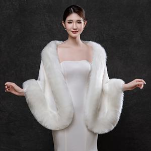 TEMU 우아한 화이트 인조 퍼 웨딩 숄 - 부드러운 플러시, 손세탁 가능, 방풍 브라이덜 랩 장식 프린트 포함, 결혼식 및 파티에 완벽, 신부 들러리 선물