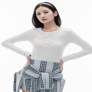 [하이스쿨디스코] 플리츠 자수 롱슬리브_아이보리