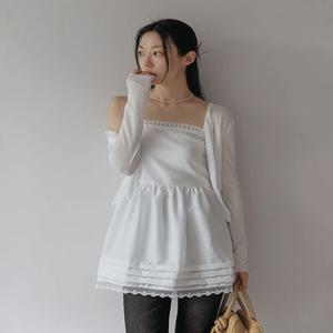 포미엔 울 시스루 V 넥 크롭 골지 가디건 (당일배송/여름/간절기/슬림핏/늘씬/브이넥/살안타템/캐주얼/페미닌/데일리룩)