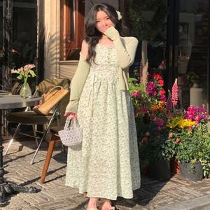 [당일배송] 공항패션 공항룩 휴가 여행룩 그린 꽃무늬 나시 원피스/살안타템 긴팔 팔뚝커버 골지 니트 가디건 여름 코디세트