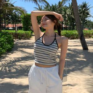 롤리 테리 배색 스프라이프 홀터넥 백리스 크롭 끈 나시