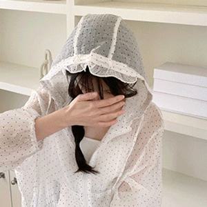 (햇빛차단점퍼/살안타템) 에어리 프릴 후드 도트 바람막이 점퍼 바람막이 점퍼 시스루아우터 여름아우터 휴양지룩 휘뚜루마뚜루 후드점퍼 시스루점퍼 데일리점퍼 여리핏점퍼 장마룩 나들이룩 후드집업 썸머 흠뻑쇼 jp728
