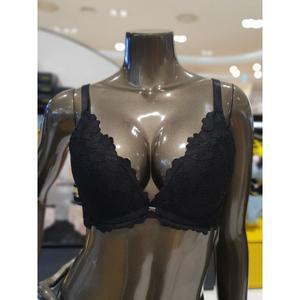 갤러리아 블랙 원더핏 퍼팩트볼륨 젤 패드 브라(70B,70C,A~D컵) WBWBR2I03T