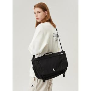 [르꼬끄](강남점)[이월][60% OFF] 베이직 메신저백 (남녀공용) / BLACK (QP123ABG11)