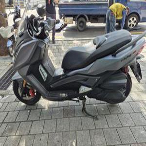 에릭300 /ABS 장착 차량 /2022년식 /xmax300/adv350