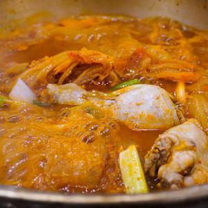 [동부야식] 김치닭매운탕 밀키트 (2-3인분) / 닭+김치+양념장+야채세트