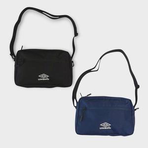 [엄브로] 2025 UQ223CBG57/에센셜 스퀘어 크로스백/BLK0(블랙),PBL0(블루)