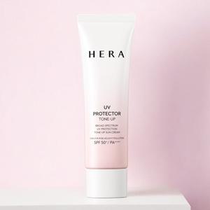 헤라 UV프로텍터 톤업 50ml (SPF50+ / PA++++)