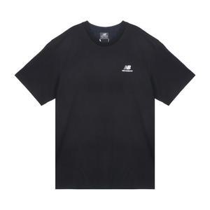 뉴발란스 UNI 에센셜 스몰로고 반팔티 NBNEFCO323-19