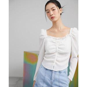 에고이스트 스퀘어넥 볼륨소매 페미닌 셔링 블라우스 EQ2WB461 633131