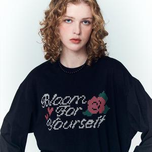로즈 블룸 롱슬리브 블랙