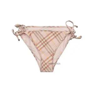 [버버리](김해점) SS25 여성 체크 브리프 비키니 8108591 W SP25 WW SIC C1791