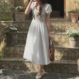 어퓨 프릴 롱 원피스 여름 여성 데일리룩 데이트룩
