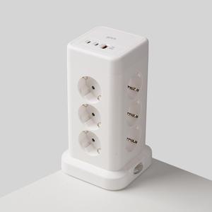 지클릭커 파워마스터 타워 12구 고용량 4000W USB 출력 멀티탭 NP712PD 화이트