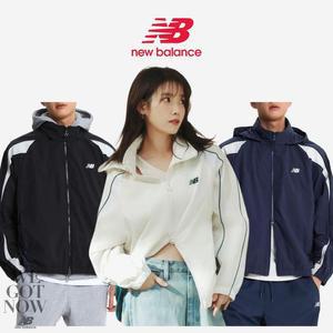 뉴발란스 UNI 플라잉 배색 웜업 자켓 아이유 바람막이 NBNAF21323