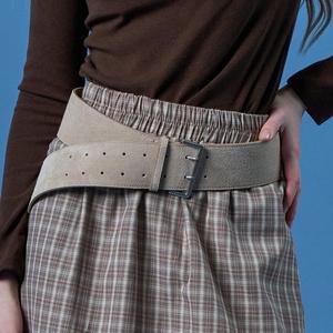 [KOLEAT]스웨이드 천연 소가죽 와이드 레이어드 빅버클 벨트 [CREAM_BEIGE]
