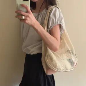 [메이비베이비] Vetive Blouse (2colors)