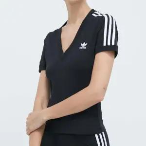 아디다스 삼선 V넥 반팔티셔츠_A IU2416