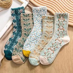 여성용 통기성 면 용수철, 레트로 우아한 입체 꽃 엠보싱 핑크, 미드 송아지 양말, 가을 매칭, 5 켤레