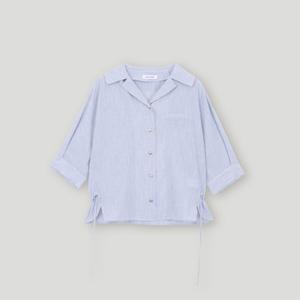 [롯데백화점]코데즈컴바인 스트라이프 오픈카라 블라우스 (CKB-BL513W6)