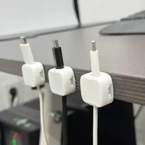 전선 홀더 화이트 오거나이저 케이블 고정 꼬임방지 (WFHO1EZ)