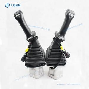 굴삭기 캐빈 작동 조이스틱 DX255 DX300 DX340 크롤러 굴착기 트랙터 리모컨 파일럿 밸브 레버 그립 핸들