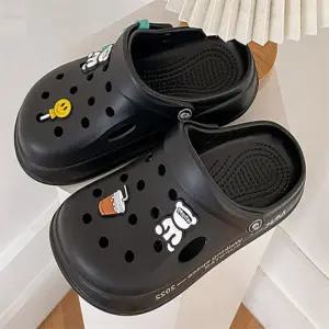 핫딜 여자스포티샌들 계곡신발 선생님실내화 펀칭 샌들 슬리퍼240-245MM 블랙