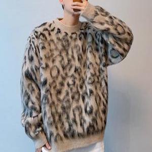 와일드 호피 니트