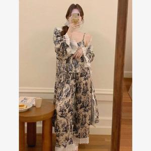 전참시 잠옷 김소현 스타일 가운 여성 레이스 홈웨어 데일리 꽃무늬 파자마