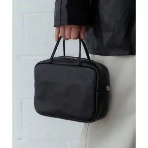 유라고 URAGO 박소령 착용 Square top handle bag