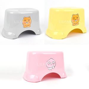 카카오프렌즈 욕실의자 라이언 어피치 목욕의자 논슬립패드 유아 아기 발 받침대 디딤대 다용도 간이