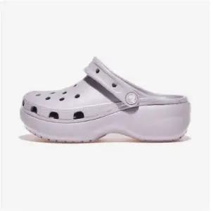 [시흥점][ABC-MART][ABC마트] 크록스 클래식 플랫폼 클로그 우먼 [CRS206750-MAUVE MIST]