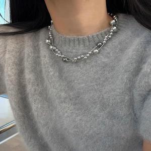 디자이너 카나리아 키스 컬러 블록 실버 그레이 진주 스웨터 체인 틈새 목걸이 세련된 액세서리 새로운 도