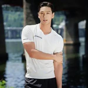 [데카트론] 남성 러닝 자외선 차단 반팔 티 런 드라이 500 8942119